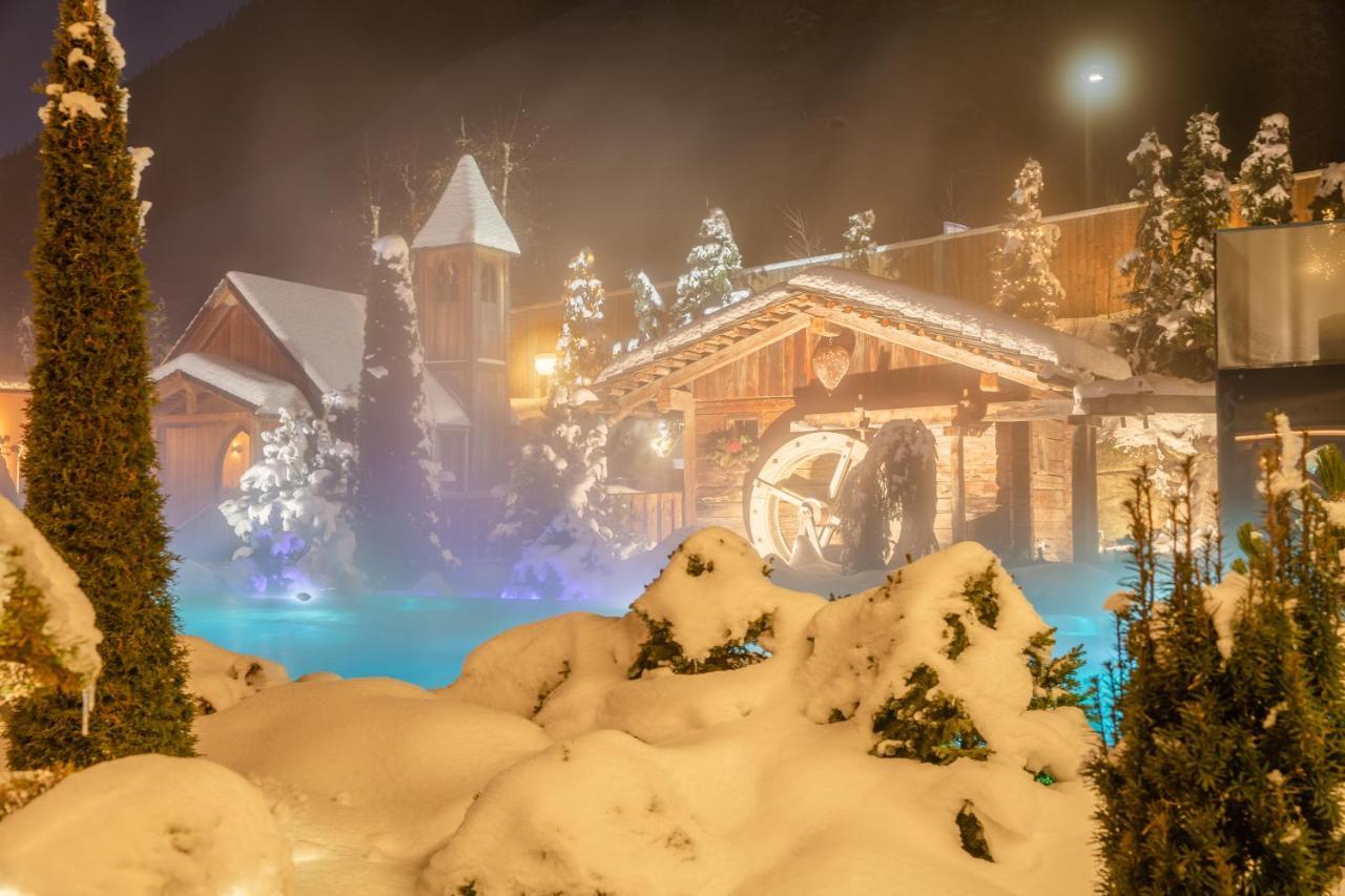 Hotel Quelle Nature Spa Resort Santa Maddalena in Casies Exterior foto